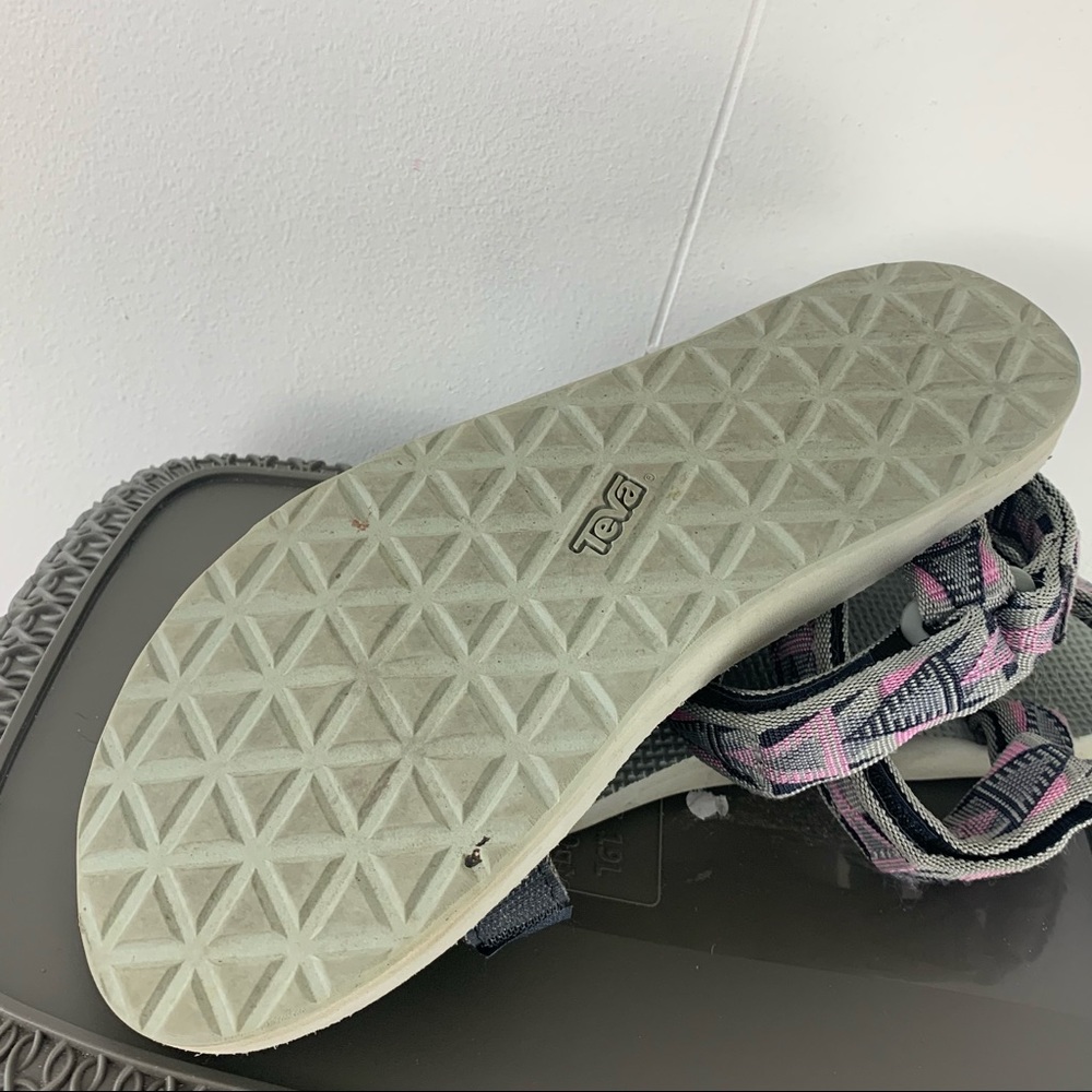 Teva Women's Sandals - Pink and Gray size 9 - Picture 3 of 4